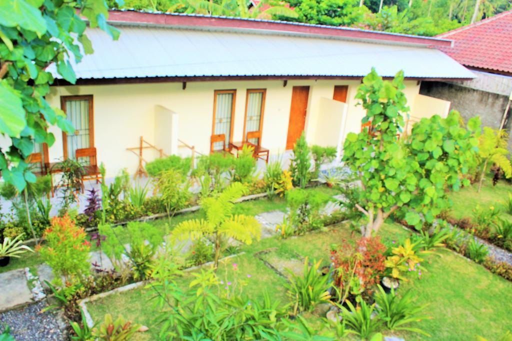 Herry Homestay Kuta  Exterior photo